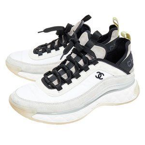 CHANEL Sneakers
